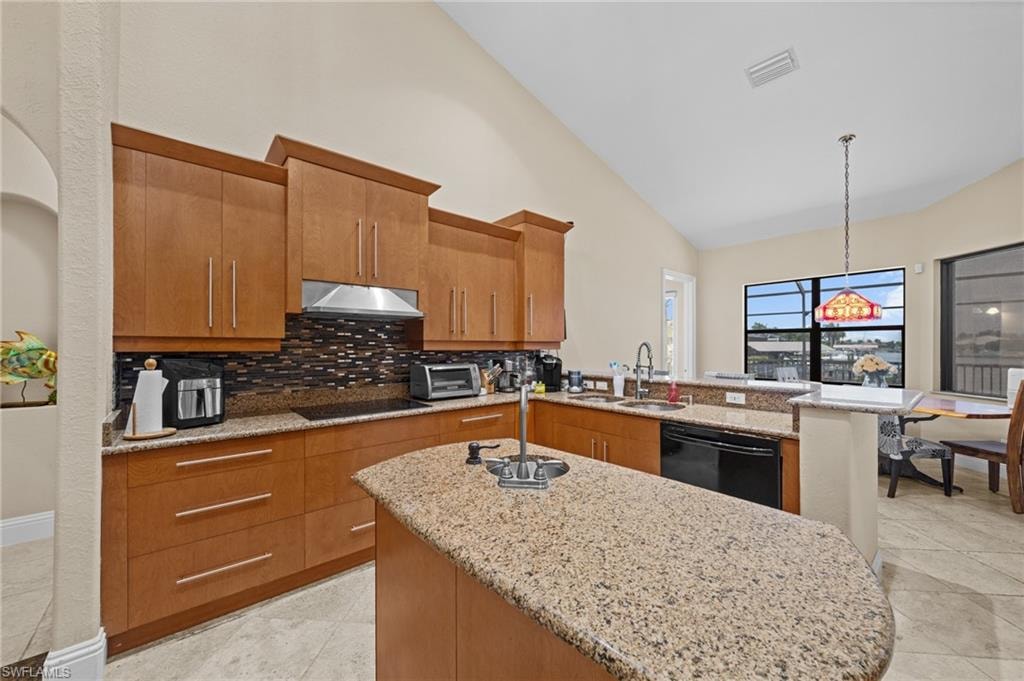 4007 Surfside BLVD photo 13