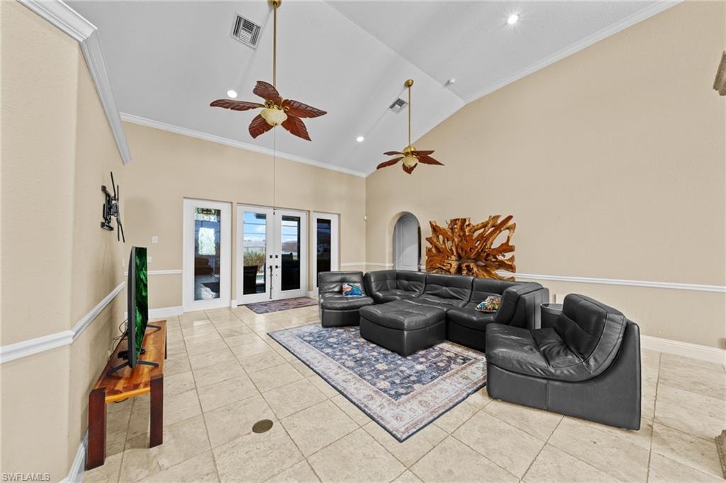 4007 Surfside BLVD photo 10