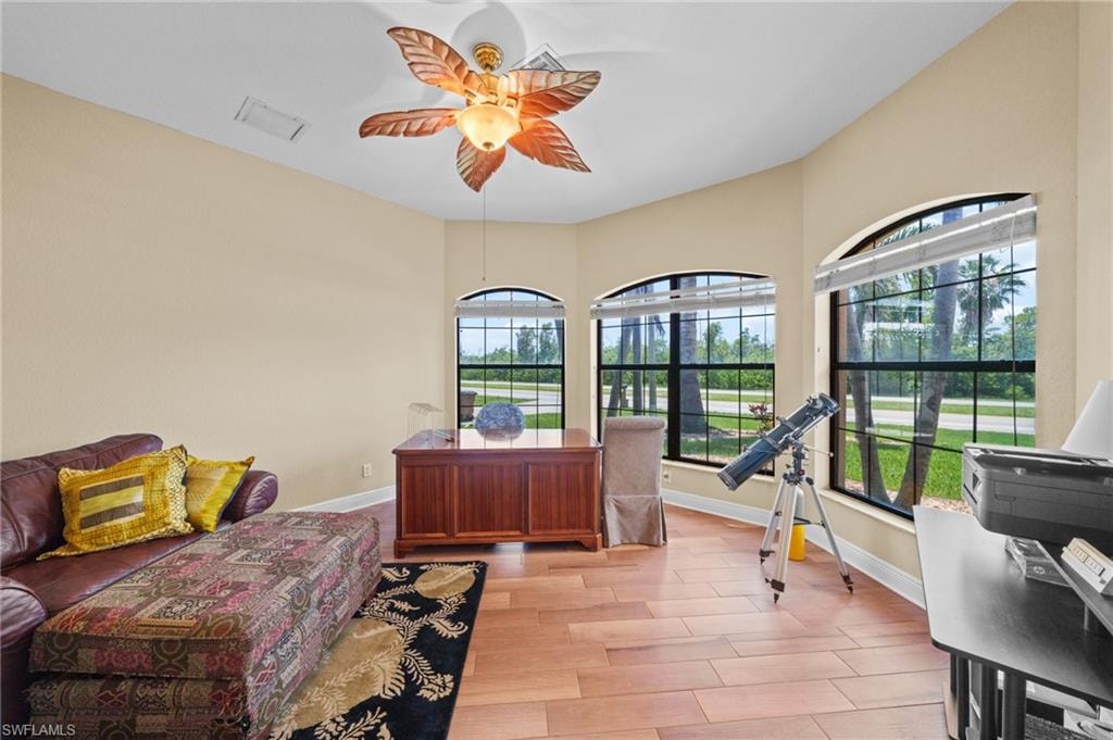 4007 Surfside BLVD photo 21