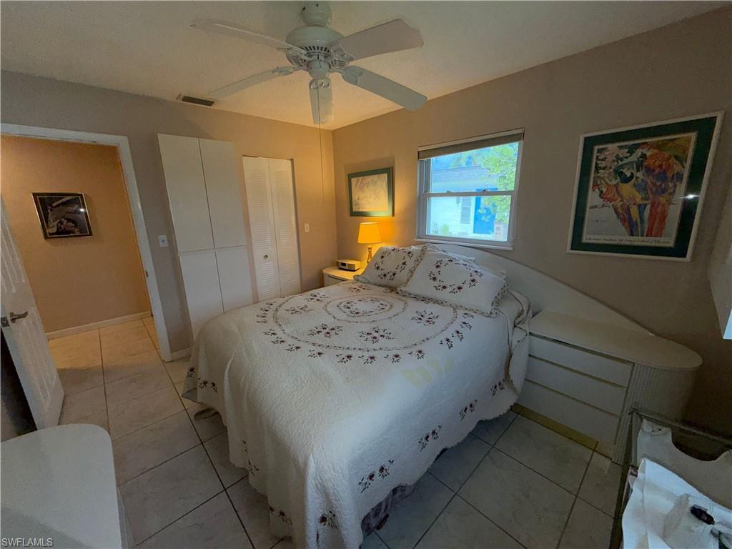 25 Temple CT photo 10