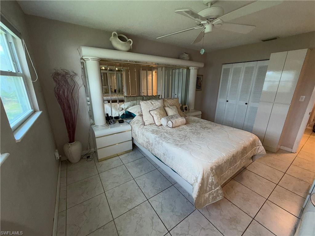 25 Temple CT photo 14