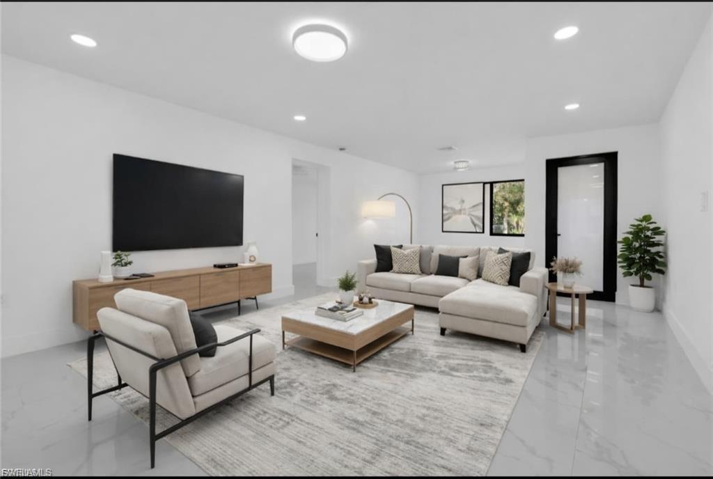 356 New York DR