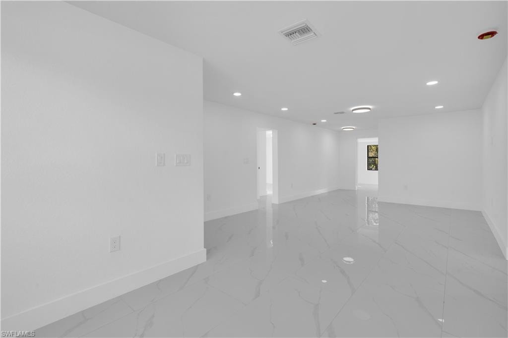 356 New York DR photo 20