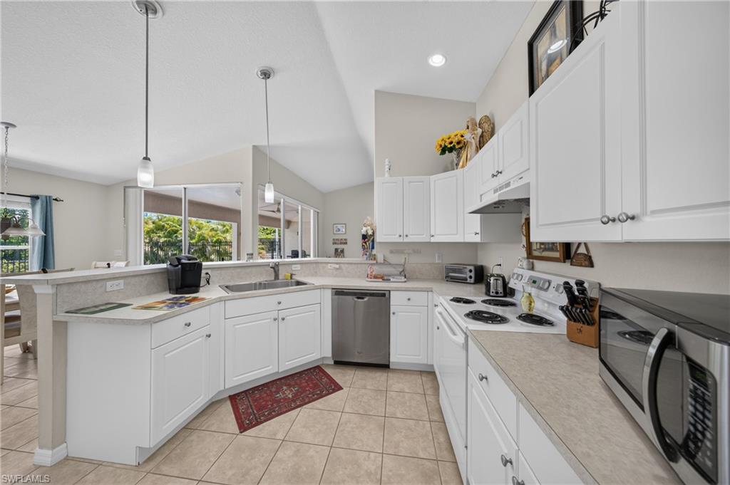 2613 SW 27th ST photo 9