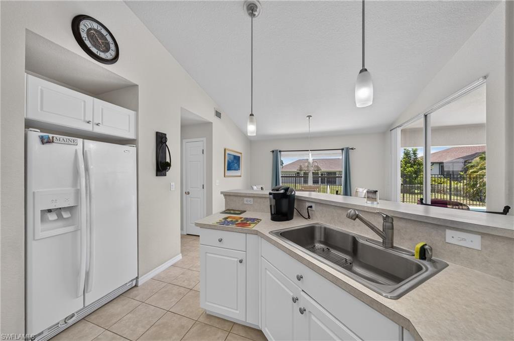 2613 SW 27th ST photo 10