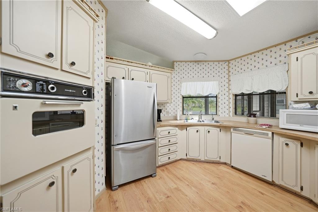 16209 Asheboro CT photo 16