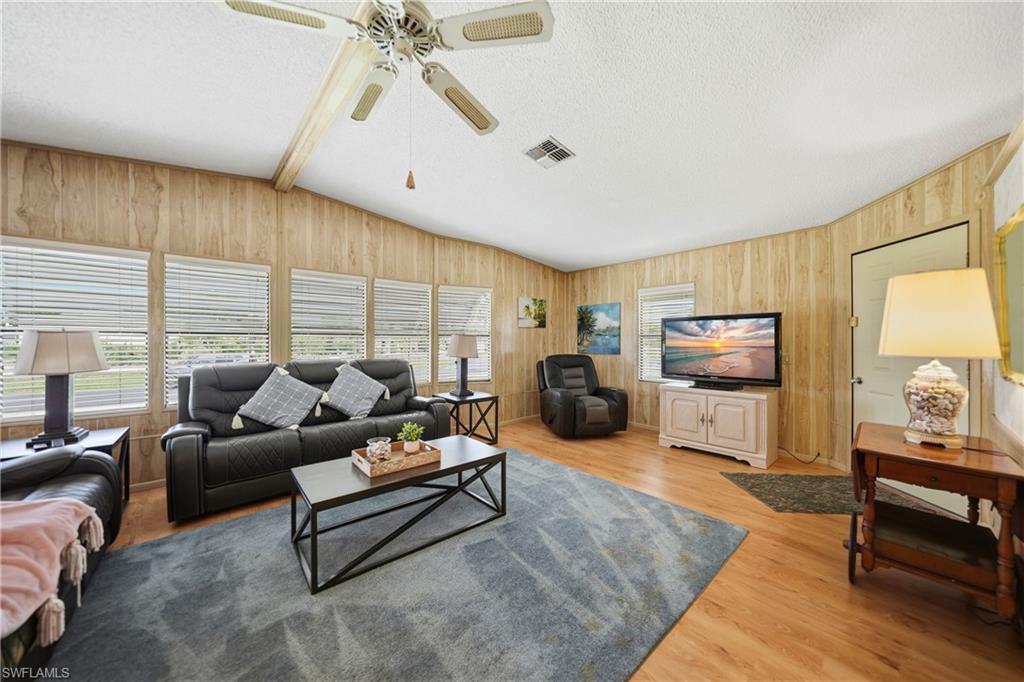 16209 Asheboro CT photo 12