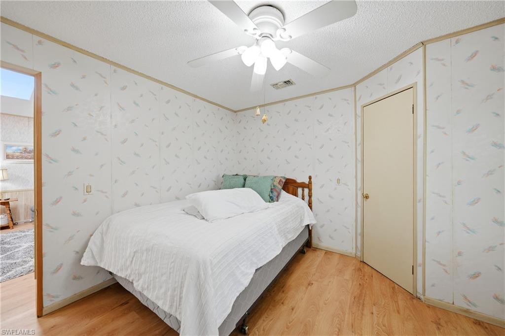 16209 Asheboro CT photo 28
