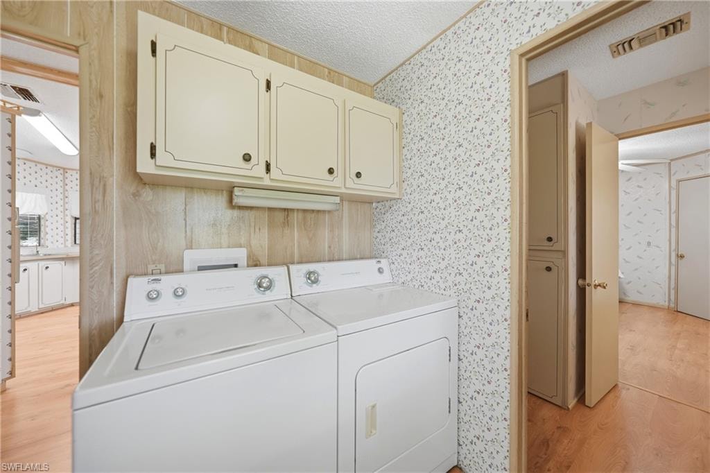 16209 Asheboro CT photo 34