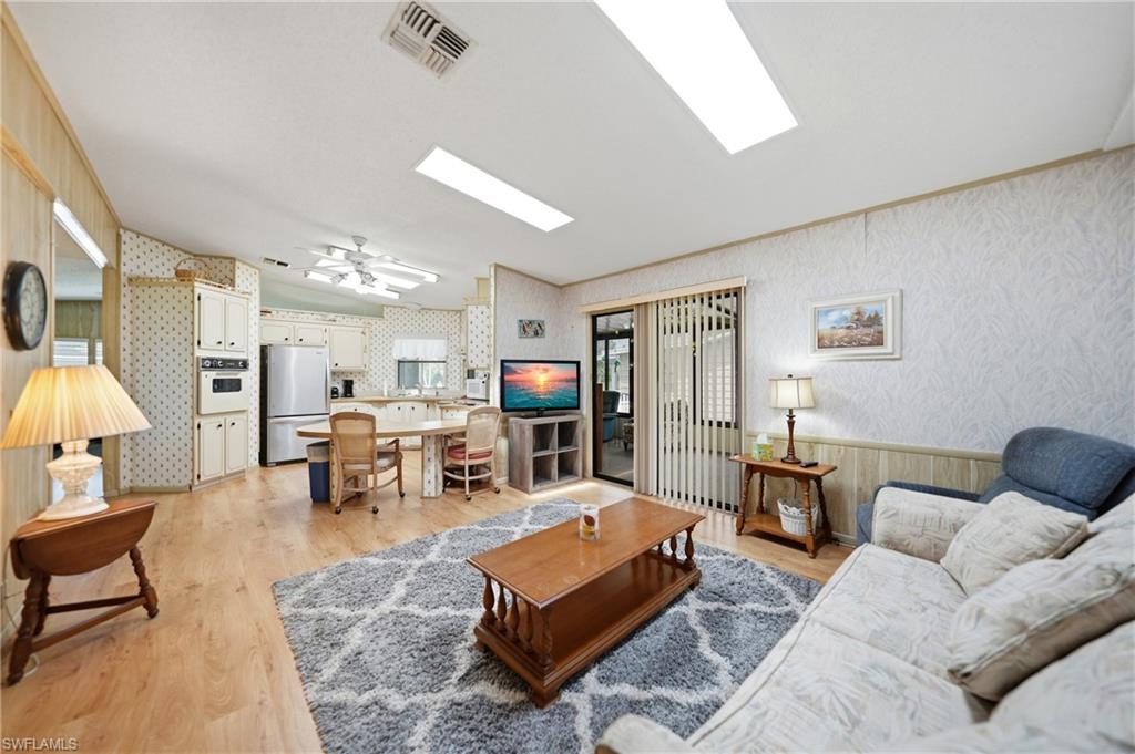 16209 Asheboro CT photo 8
