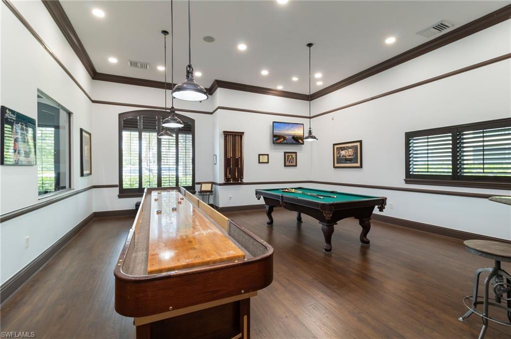 COMMUNITY GAME ROOM