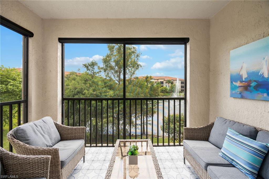 screened western lanai