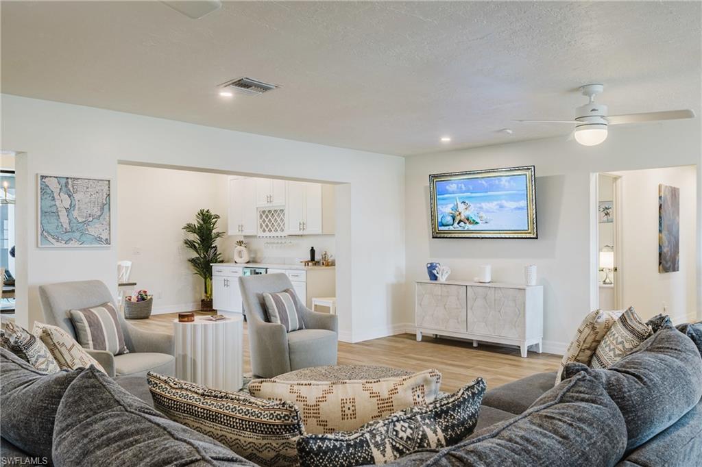 5326 Nautilus DR photo 8