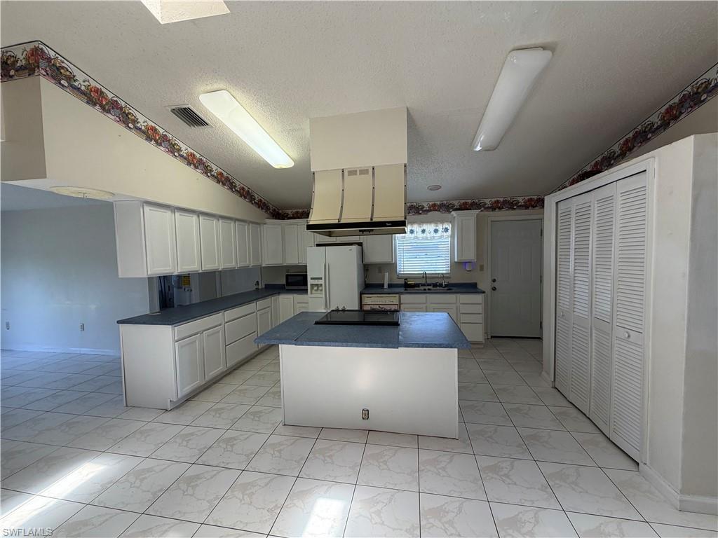 2815 NW 26th TER