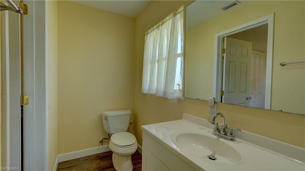 Main bedroom bath