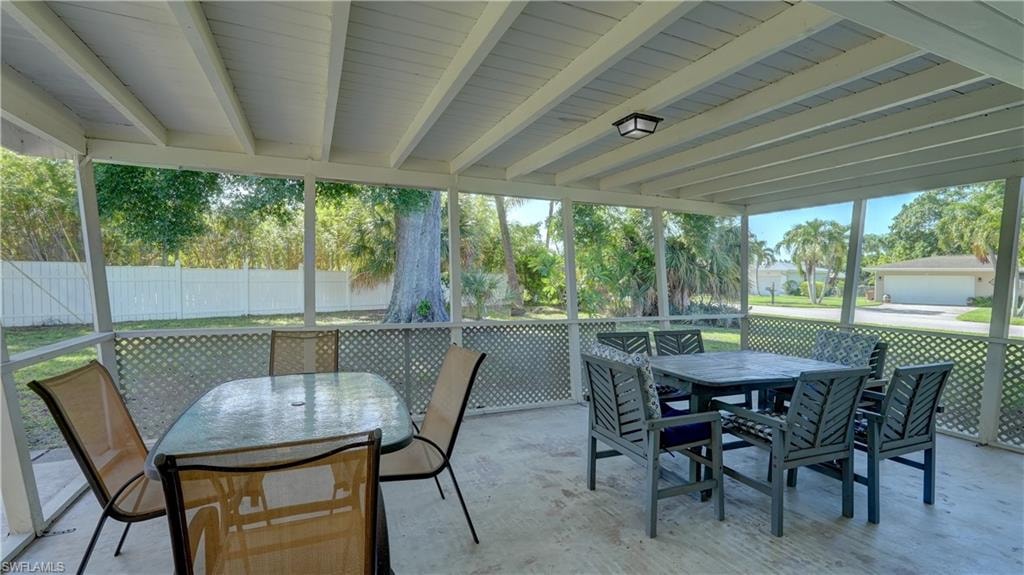 Large Screened Lanai