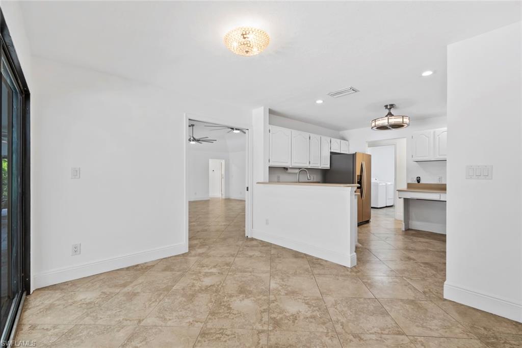 2251 Queens WAY photo 9