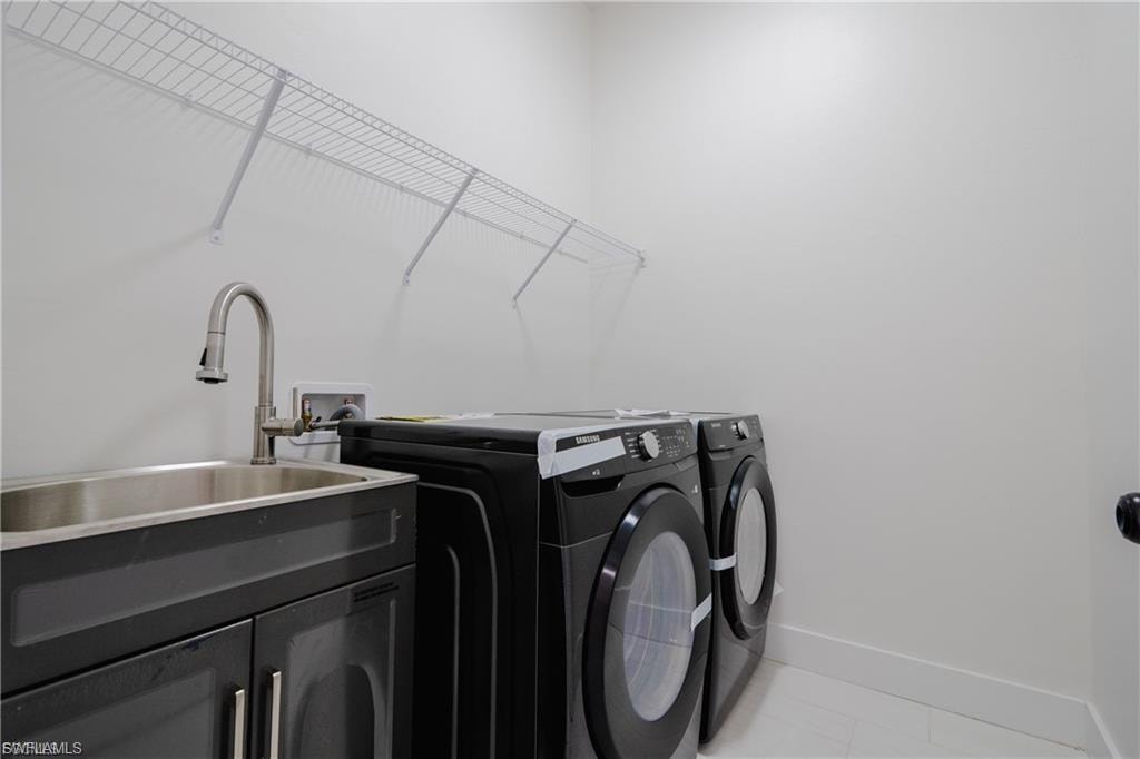 728 Andover AVE S photo 6