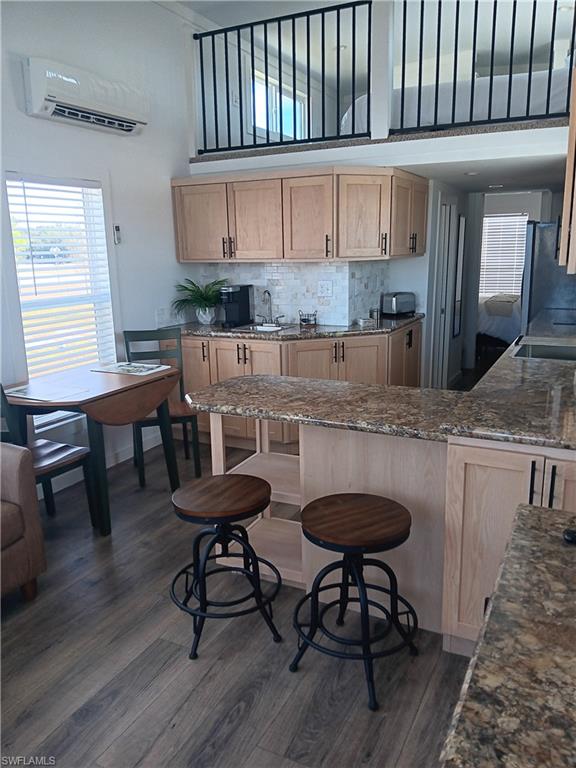 224 Riverclub CT photo 12