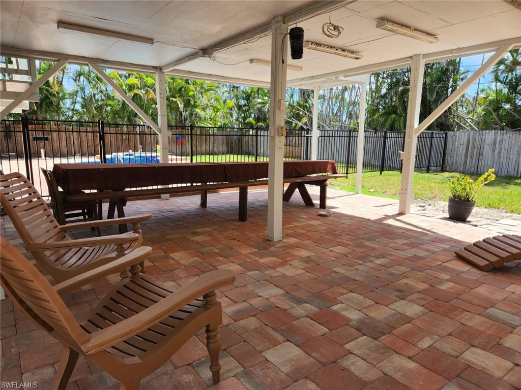 15410 Allen WAY photo 6