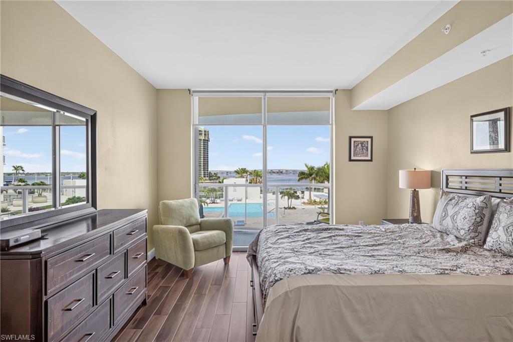 3000 Oasis Grand BLVD 505 photo 16