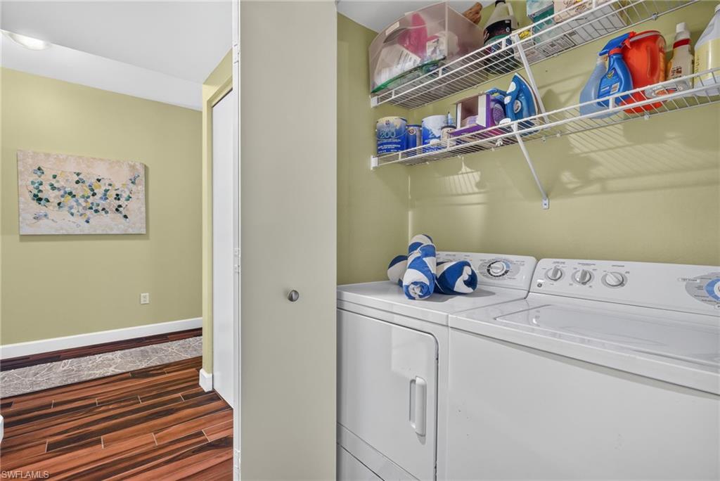 3000 Oasis Grand BLVD 505 photo 22
