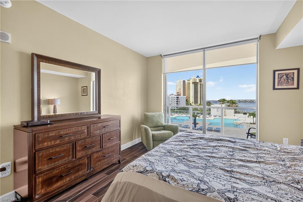 3000 Oasis Grand BLVD 505 photo 14