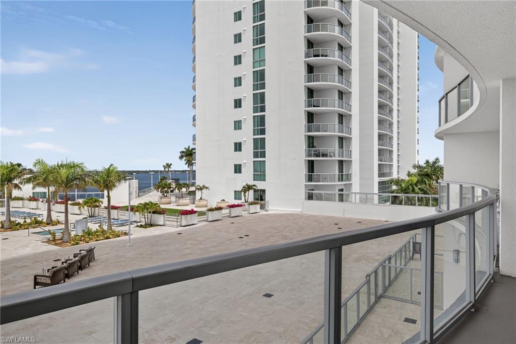 3000 Oasis Grand BLVD 505 photo 25