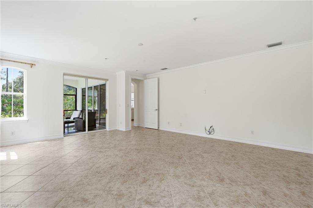 2886 Castillo CT 101 photo 17