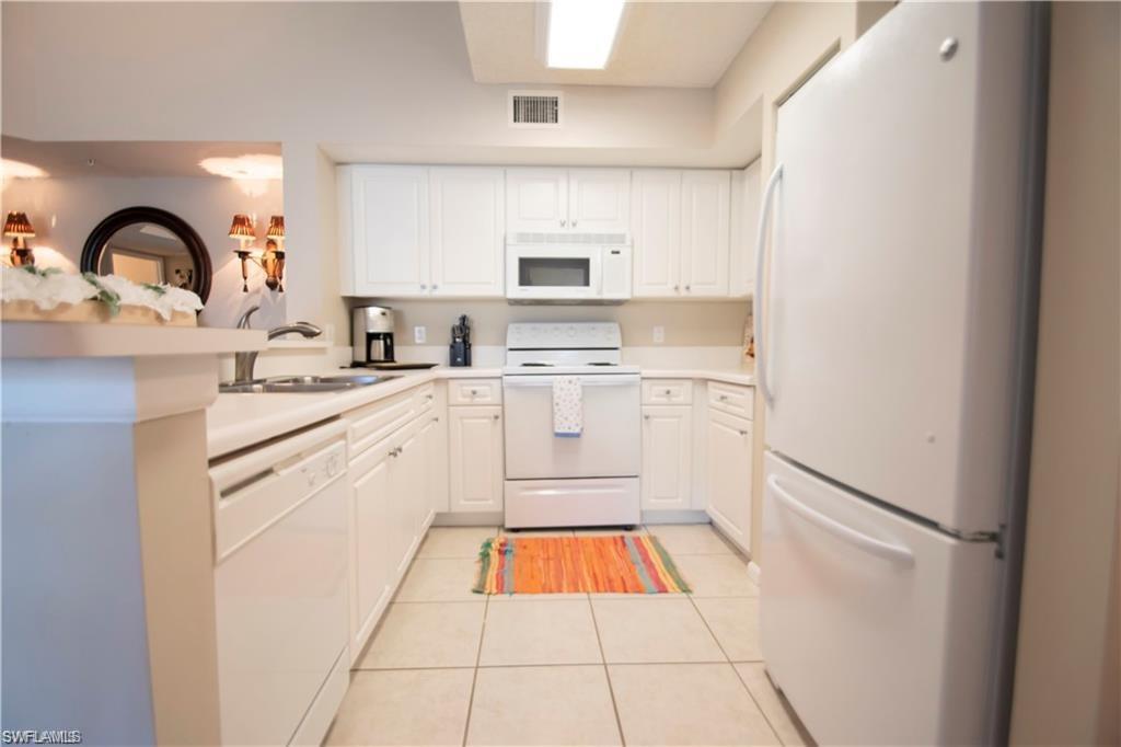1220 Wildwood Lakes BLVD 201 photo 19