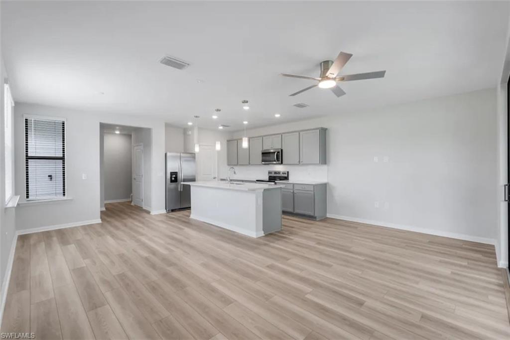 27907 Radiant CT photo 8