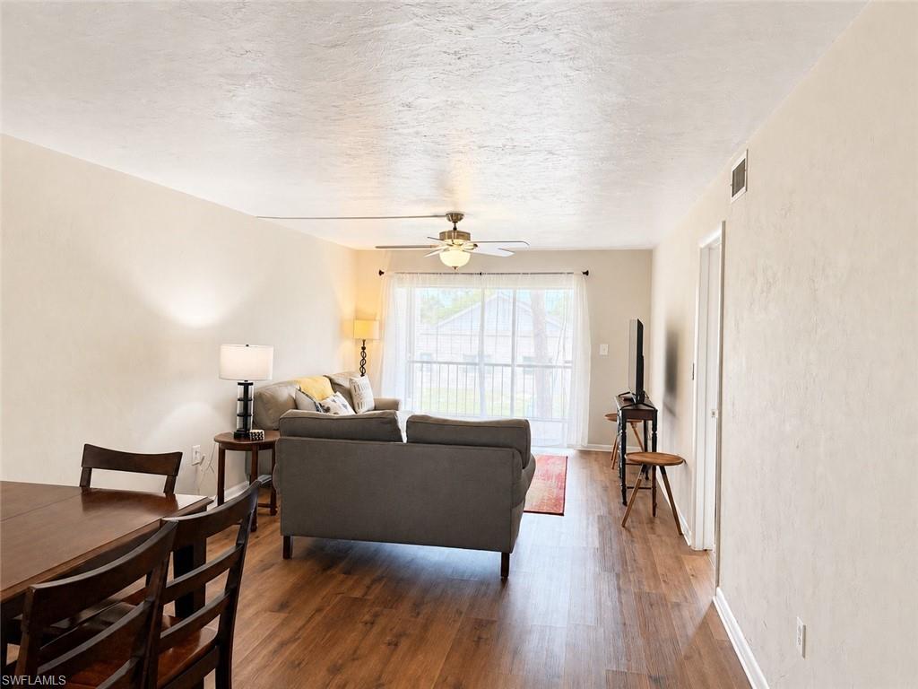 2079 Barkeley LN 13 photo 14