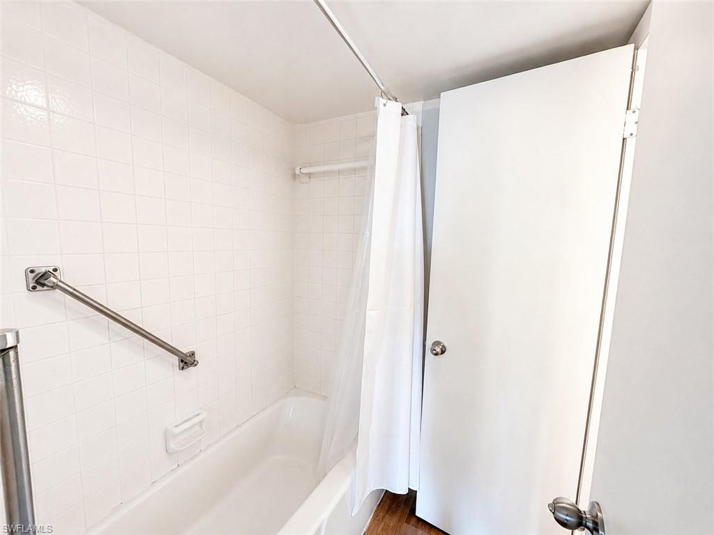 2079 Barkeley LN 13 photo 18