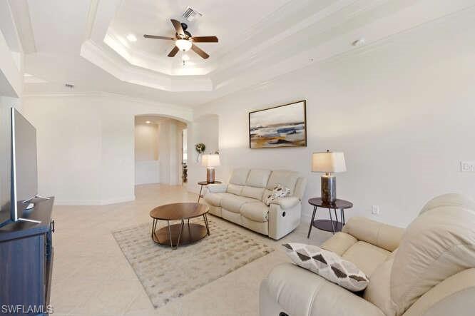 10351 Glastonbury CIR 202 photo 12