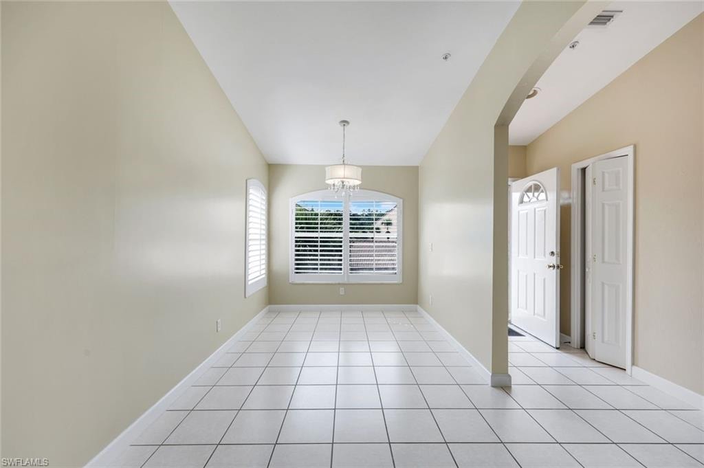 WELCOME TO 2055 CASCADES DR #6