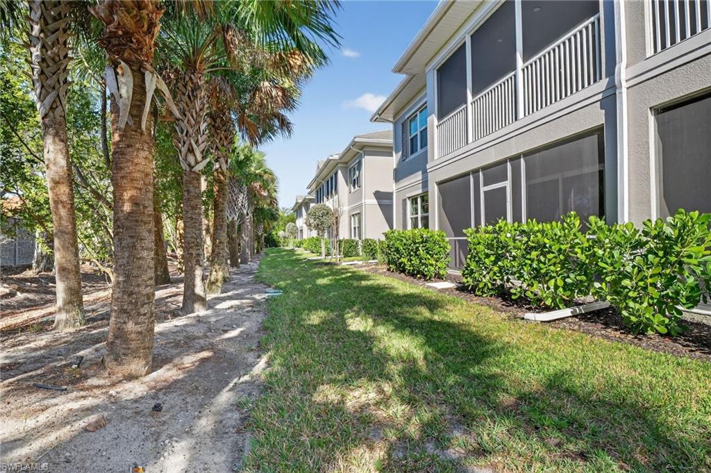 286 Indies DR E 101 photo 18