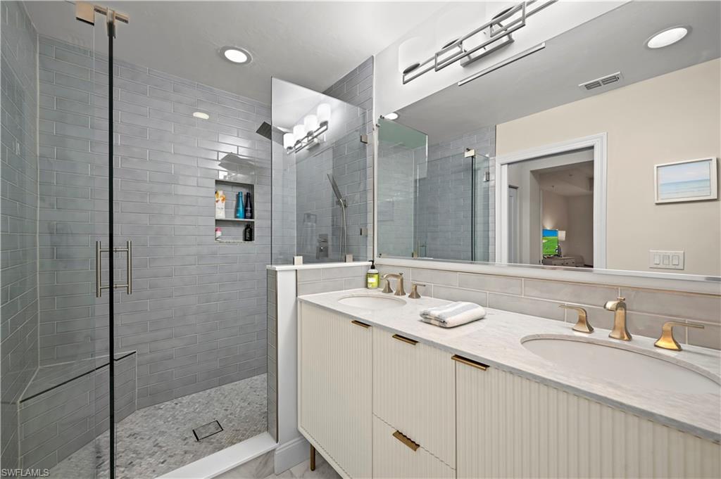 20940 Island Sound CIR 105 photo 15