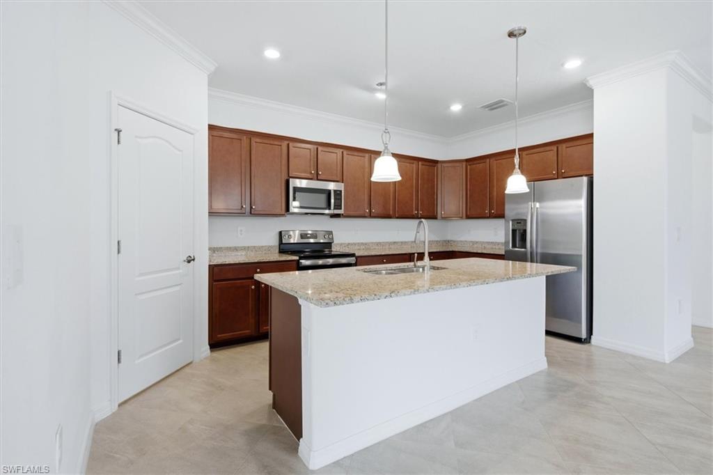14467 Cantabria DR