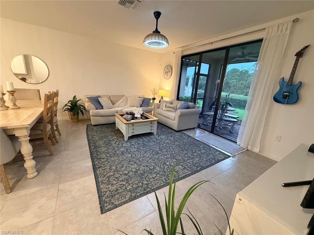 1425 Weeping Willow CT photo 11