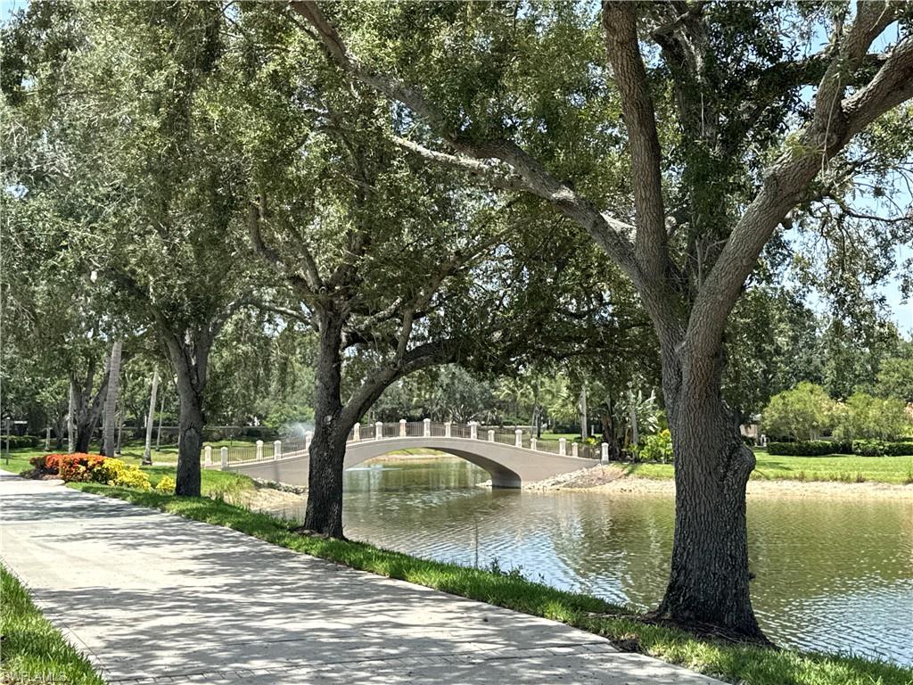 Village Walk has beautiful lakes, walk paths and bridges