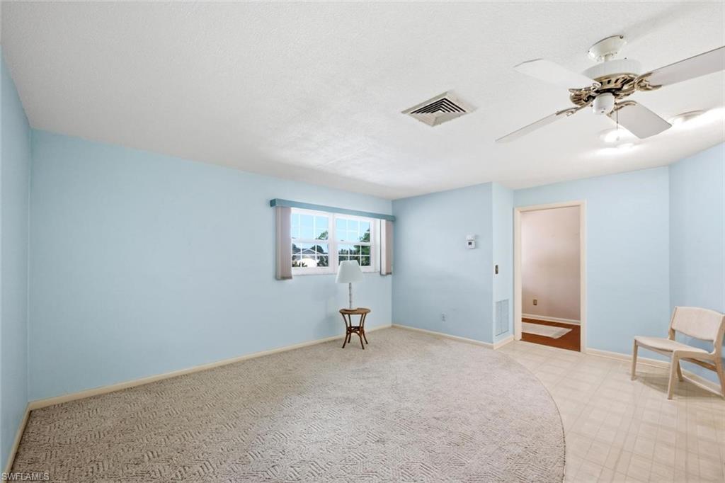 4443 Lakewood BLVD photo 13