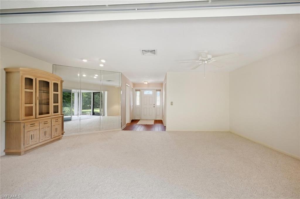 4443 Lakewood BLVD photo 11