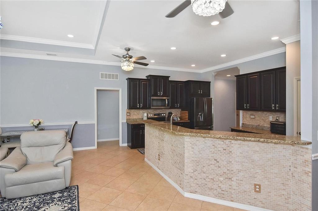 2549 Ashbury CIR photo 12