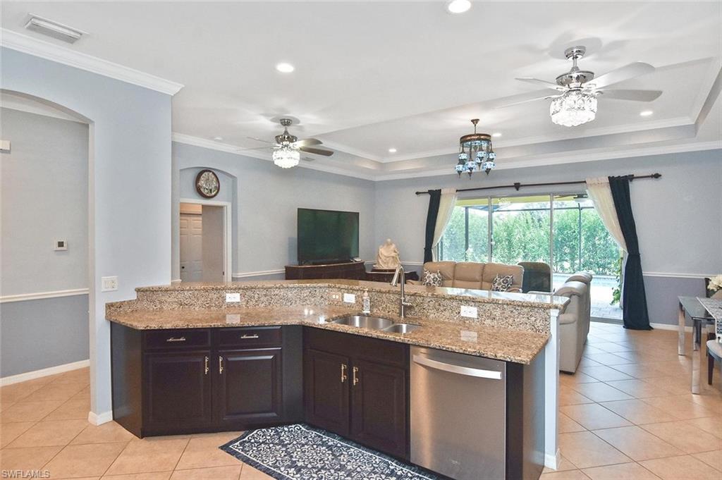 2549 Ashbury CIR