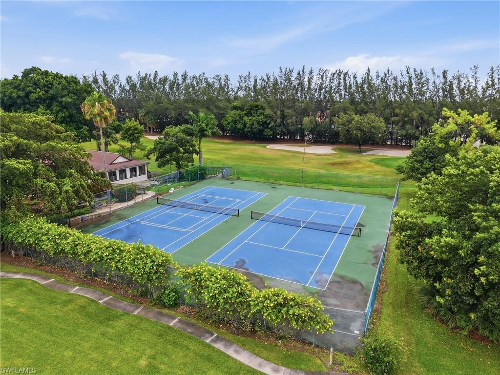 TENNIS/PICKLEBALL...GOLF COURSE VIEWS...