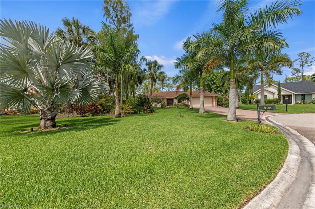 1813 Princess CT