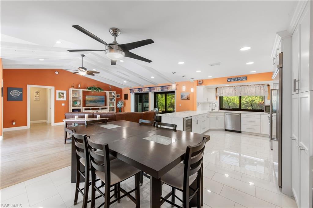 1813 Princess CT photo 20