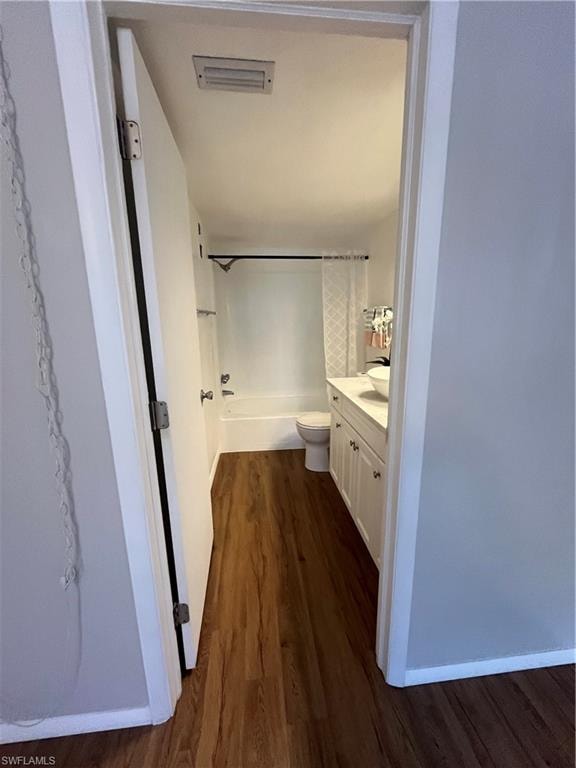 3704 Broadway 100 photo 8