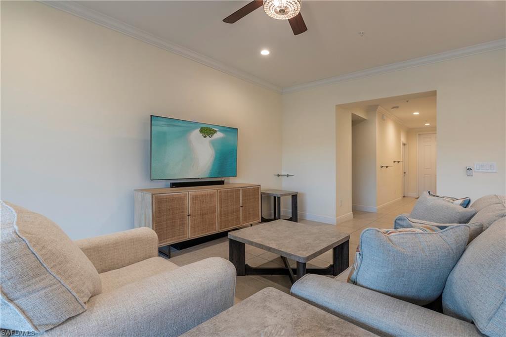6954 Avalon CIR 702 photo 6