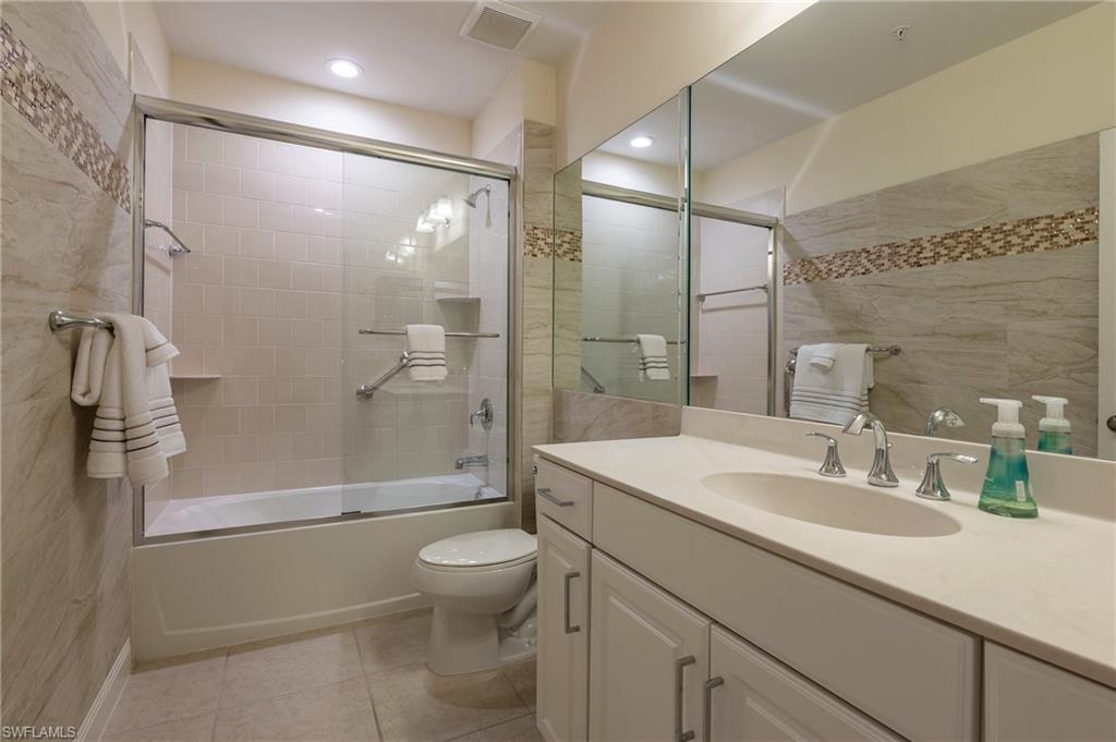 6954 Avalon CIR 702 photo 9